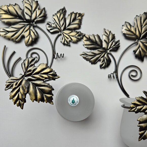 Vintage PartyLite Antique Grape Leaf Sconce Wall Candle Holders Set of 2 - Picture 5 of 7